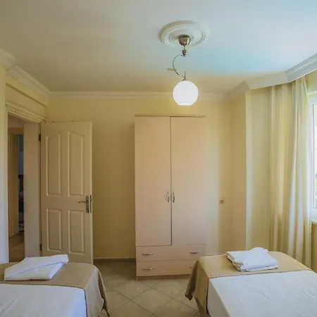 Calis'ta Denize Sifir 8 Kisilik Pearl 4 Villa