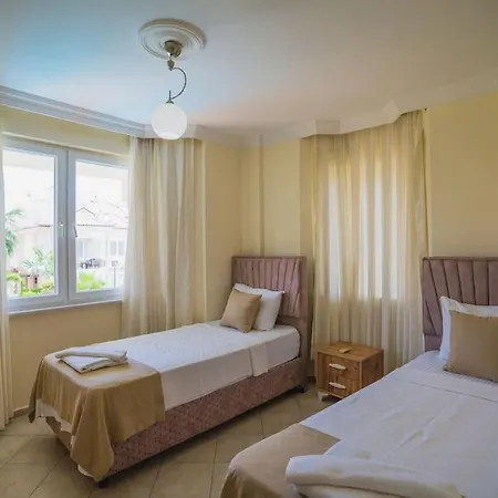 Calis'ta Denize Sifir 8 Kisilik Pearl 4 Villa Fethiye