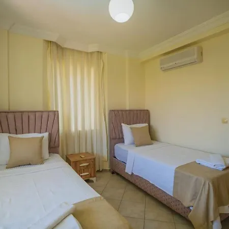 Calis'ta Denize Sifir 8 Kisilik Pearl 4 *