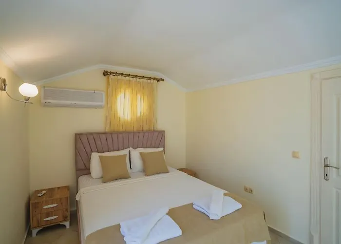 çalış'ta Denize Sıfır 8 Kişilik Pearl 4