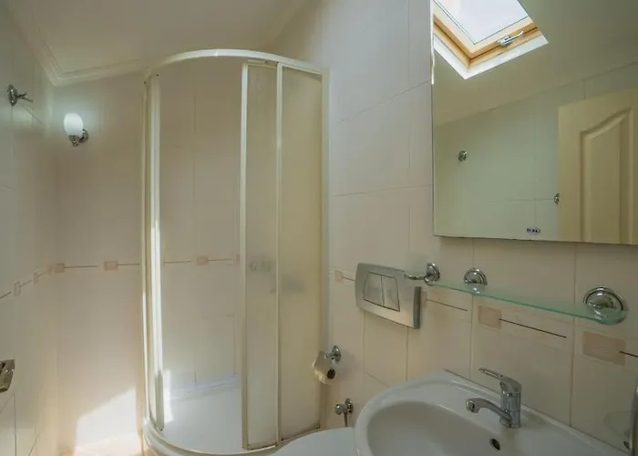 Villa çalış'ta Denize Sıfır 8 Kişilik Pearl 4
