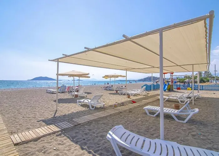 Villa çalış'ta Denize Sıfır 8 Kişilik Pearl 4 Fethiye