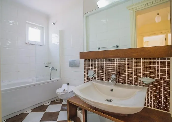 Villa çalış'ta Denize Sıfır 8 Kişilik Pearl 4