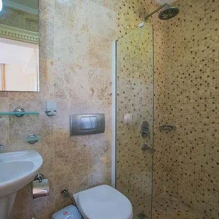 Calis'ta Denize Sifir 8 Kisilik Pearl 4 فتحية