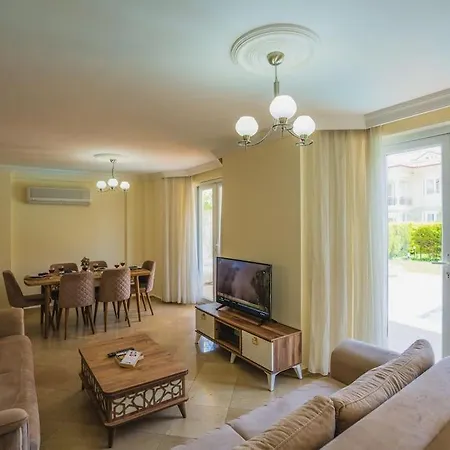 Calis'ta Denize Sifir 8 Kisilik Pearl 4 Vila